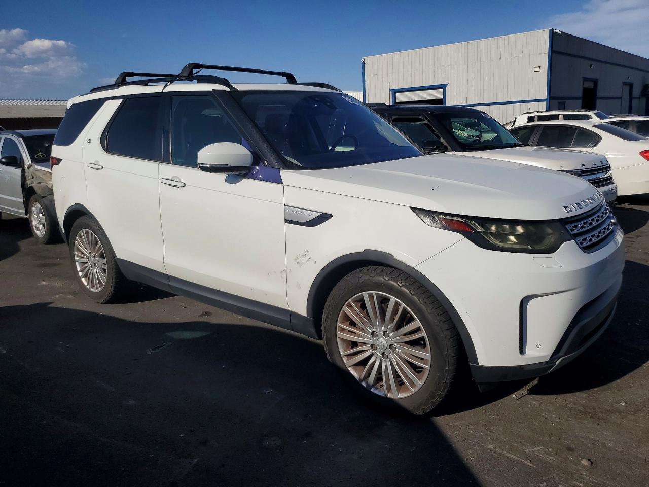 2017 LAND ROVER Discovery