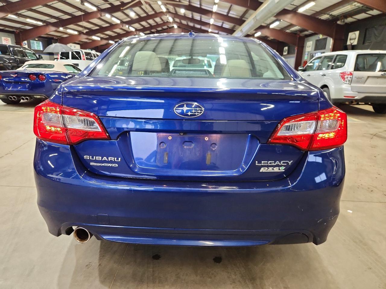 2015 SUBARU Legacy