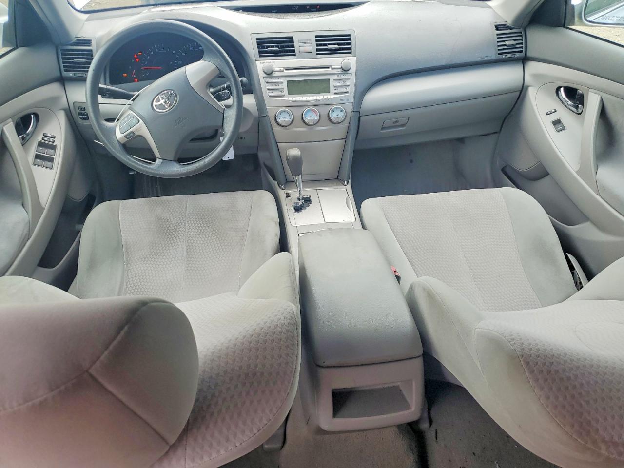 2010 TOYOTA CAMRY