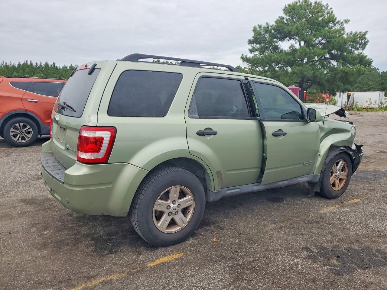 2008 FORD ESCAPE