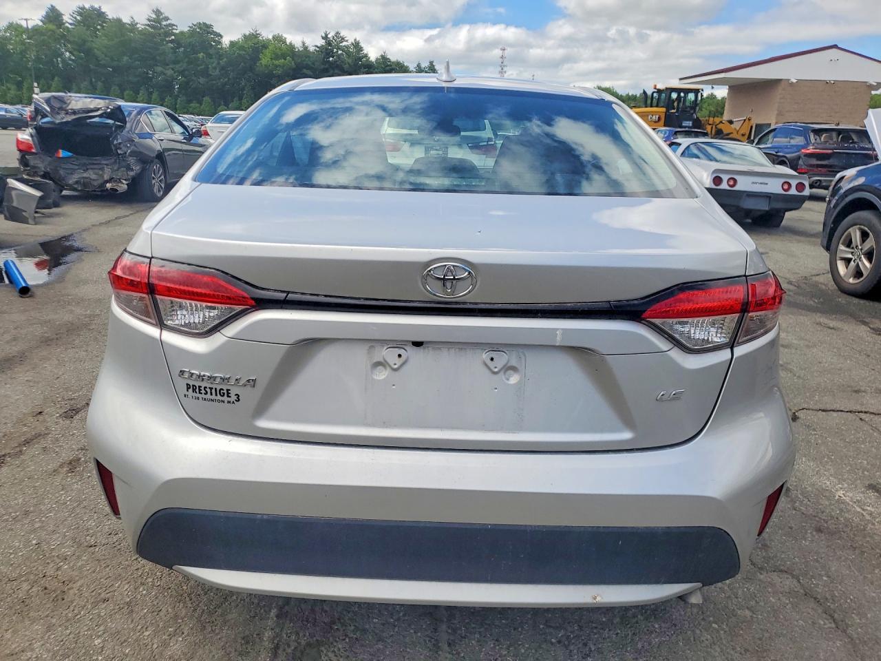 2022 TOYOTA COROLLA