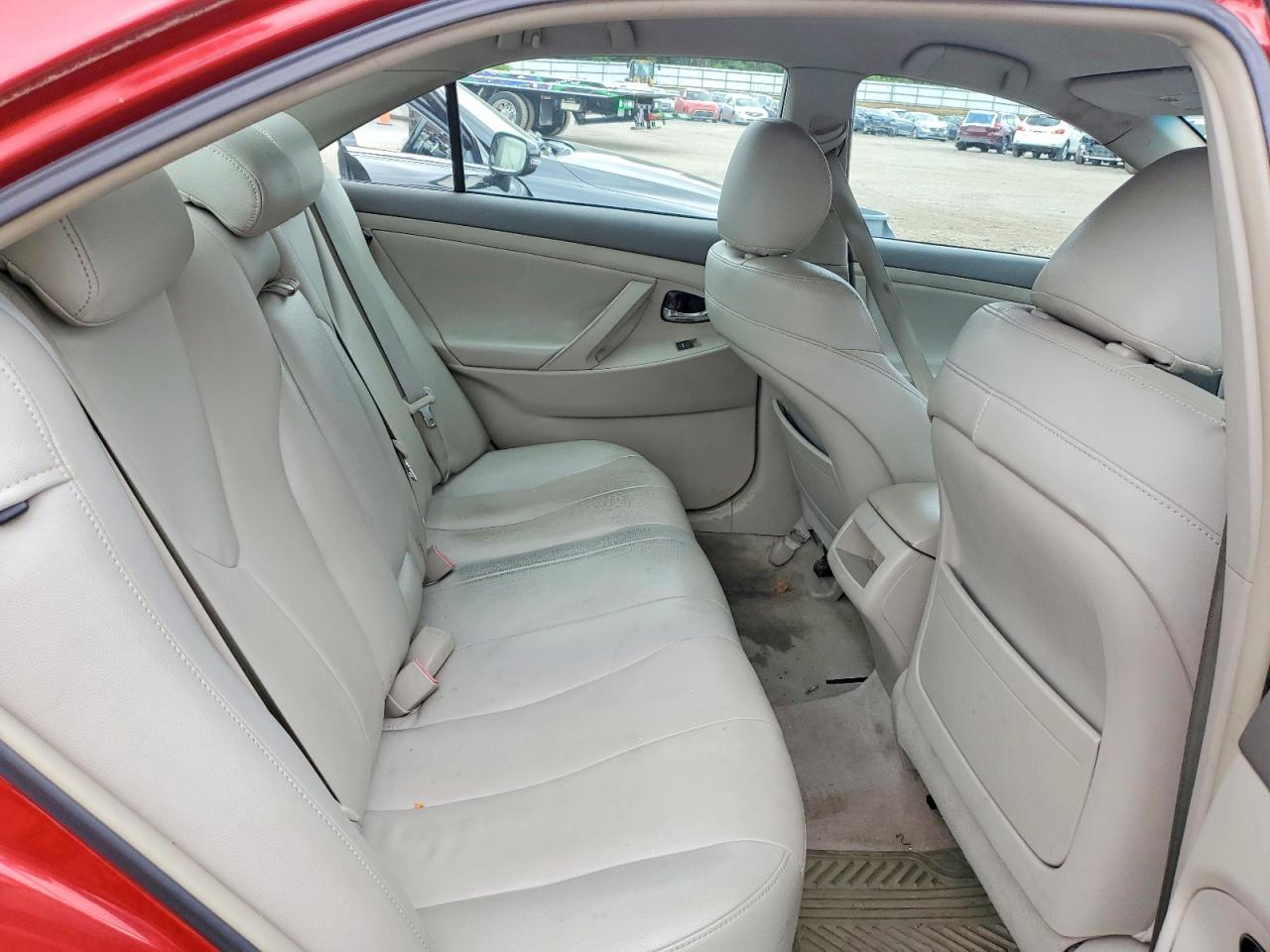 2010 TOYOTA CAMRY