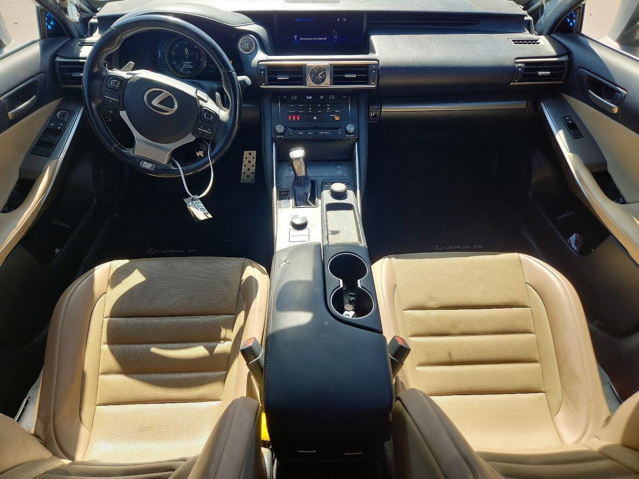 2017 LEXUS IS 200t