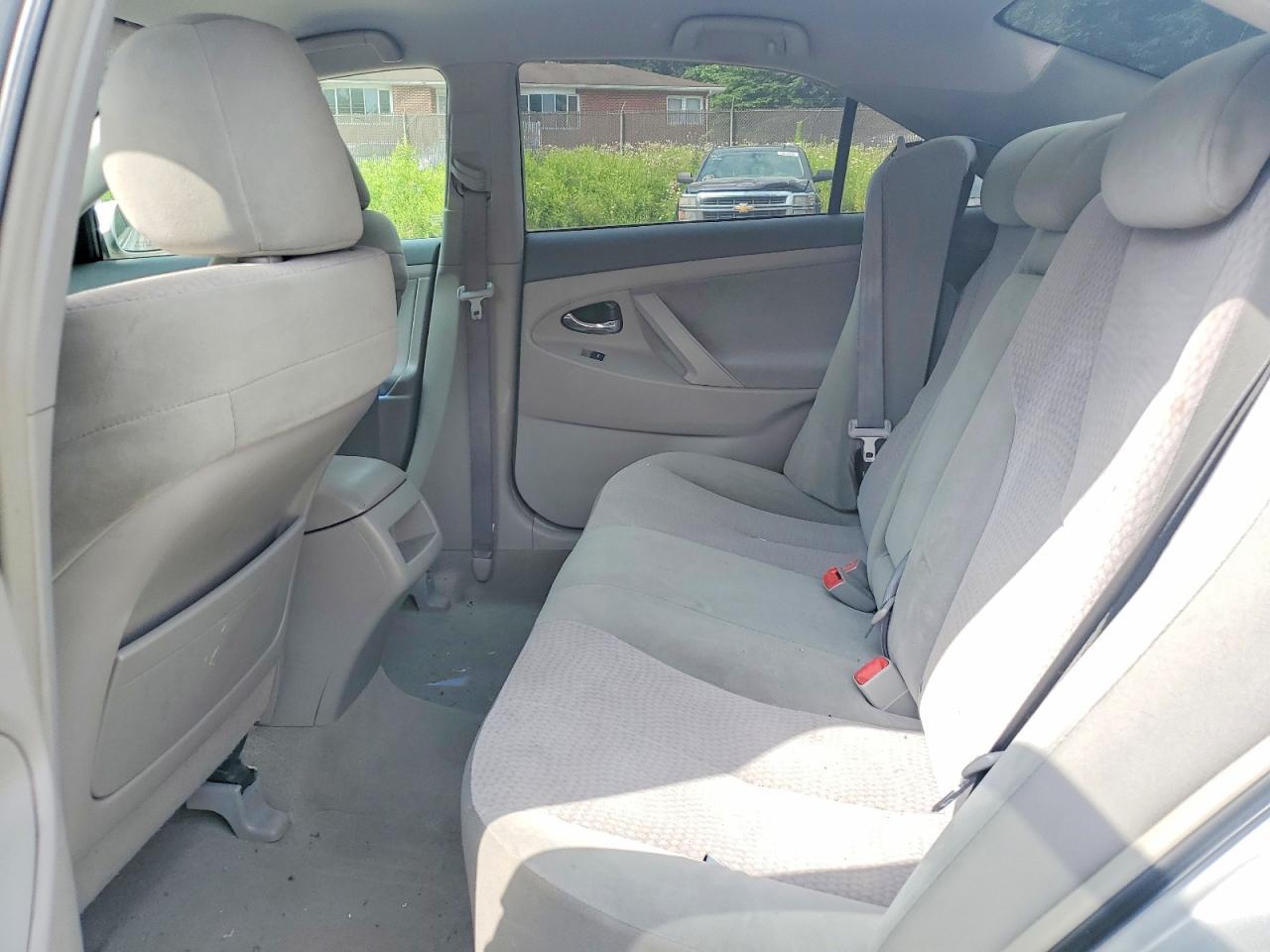 2010 TOYOTA CAMRY