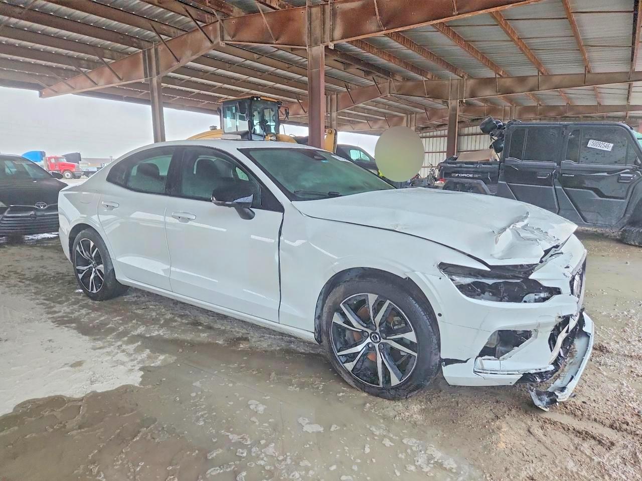 2024 VOLVO S60