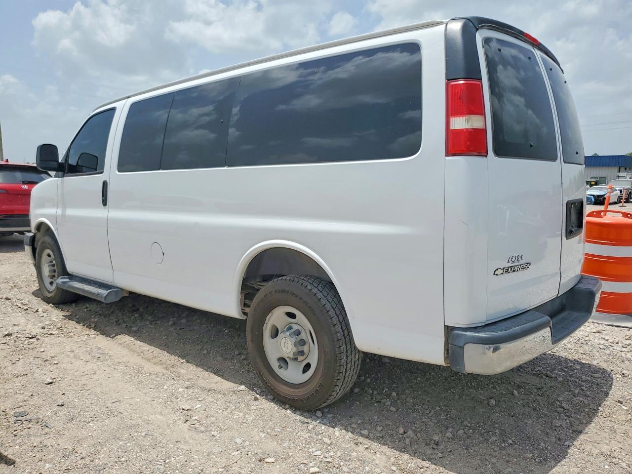 2017 CHEVROLET Express 3500