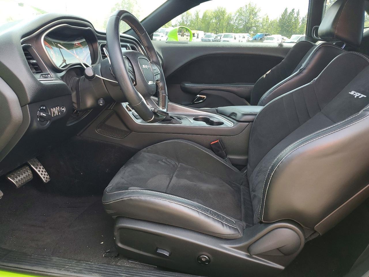 2015 DODGE Challenger