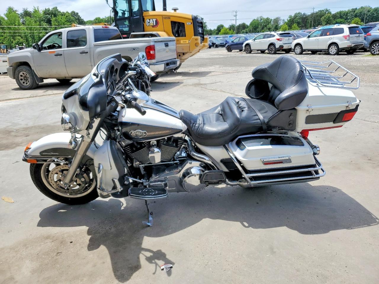 2008 HARLEY-DAVIDSON FLHTCUI