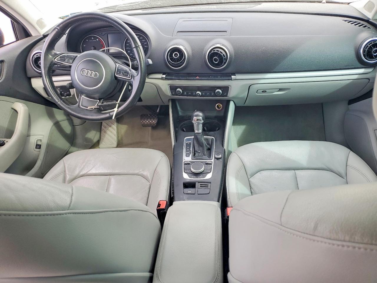 2015 AUDI A3