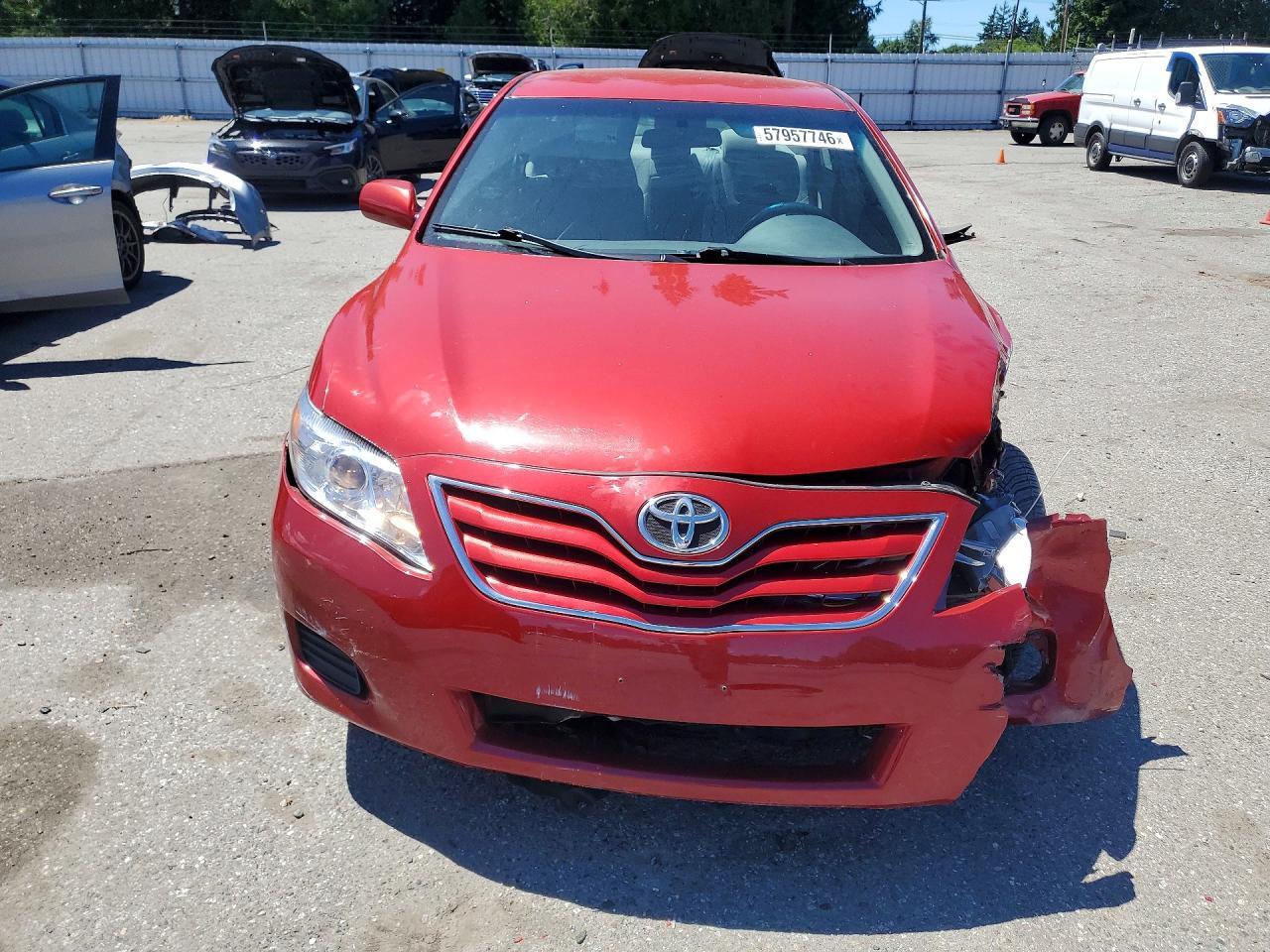 2011 TOYOTA CAMRY