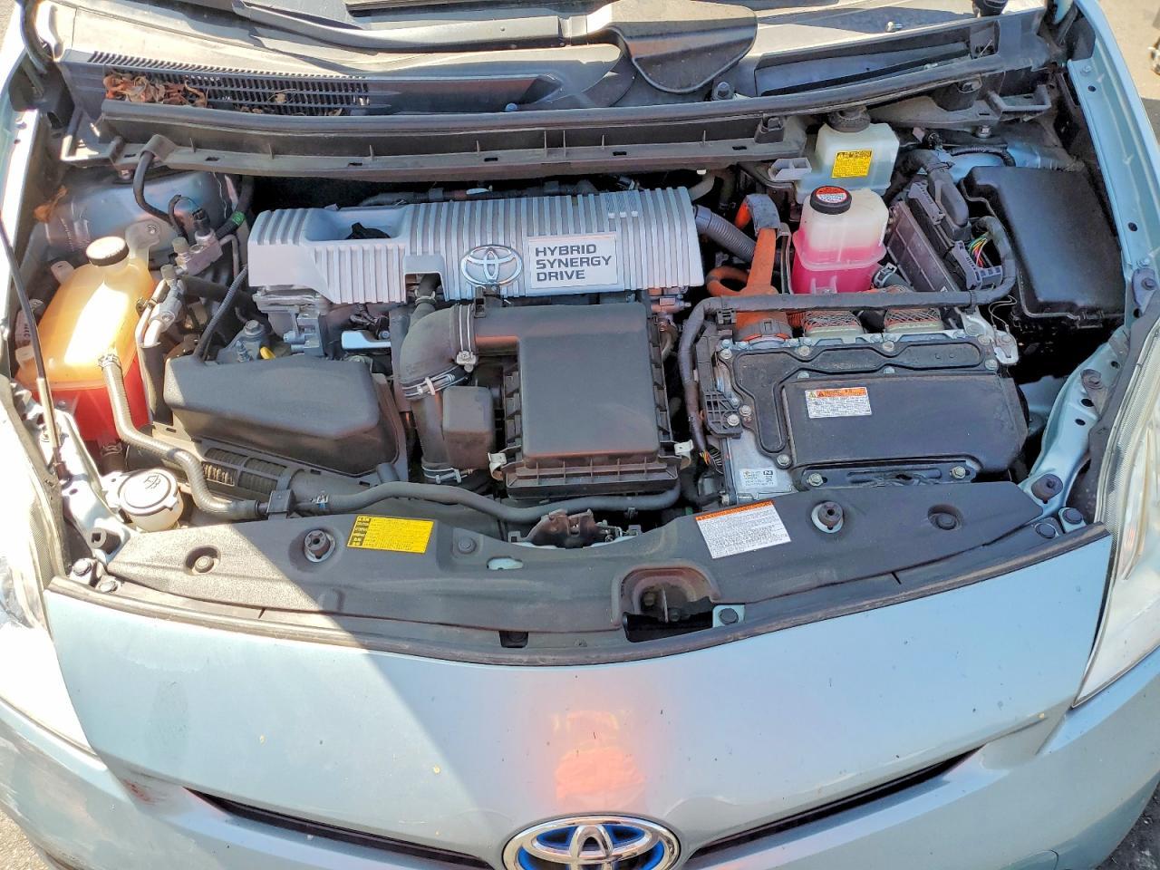 2015 TOYOTA PRIUS
