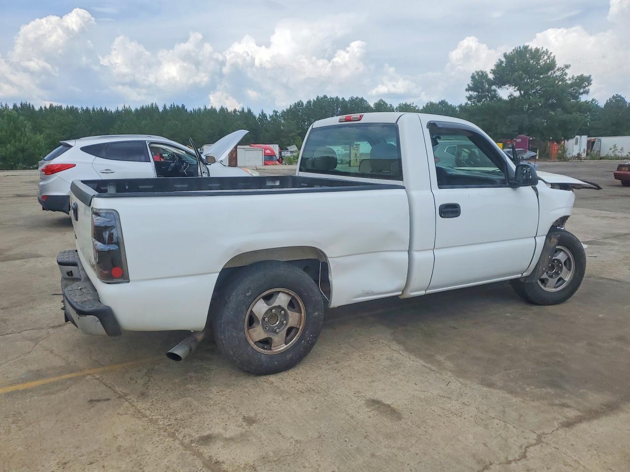 2004 GMC Sierra