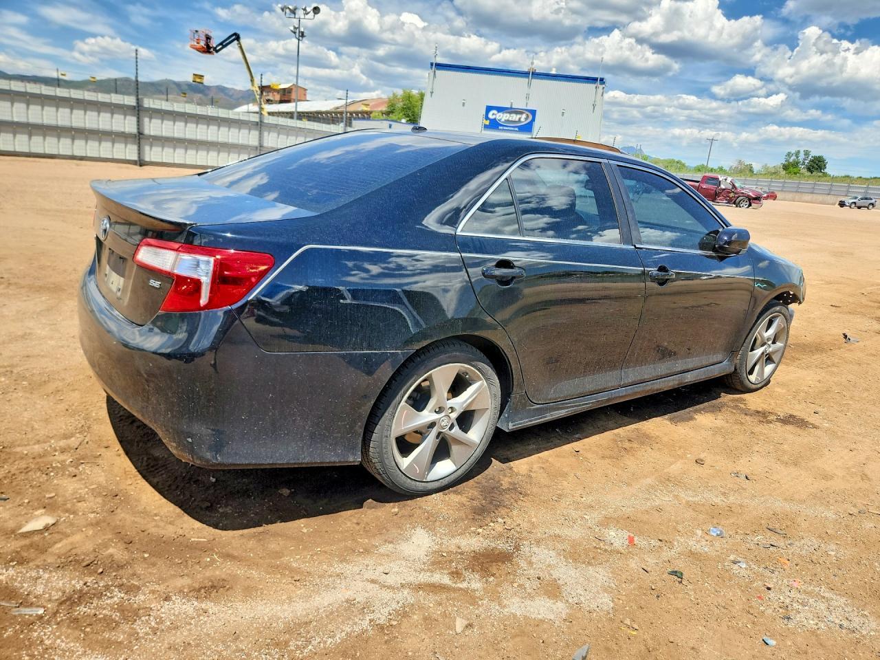 2013 TOYOTA CAMRY