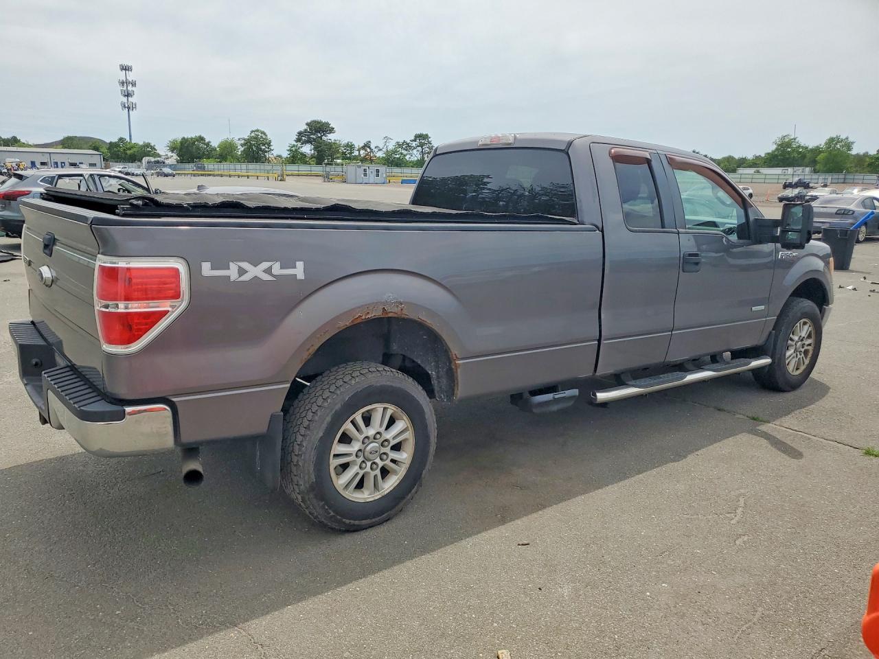 2011 FORD F-150