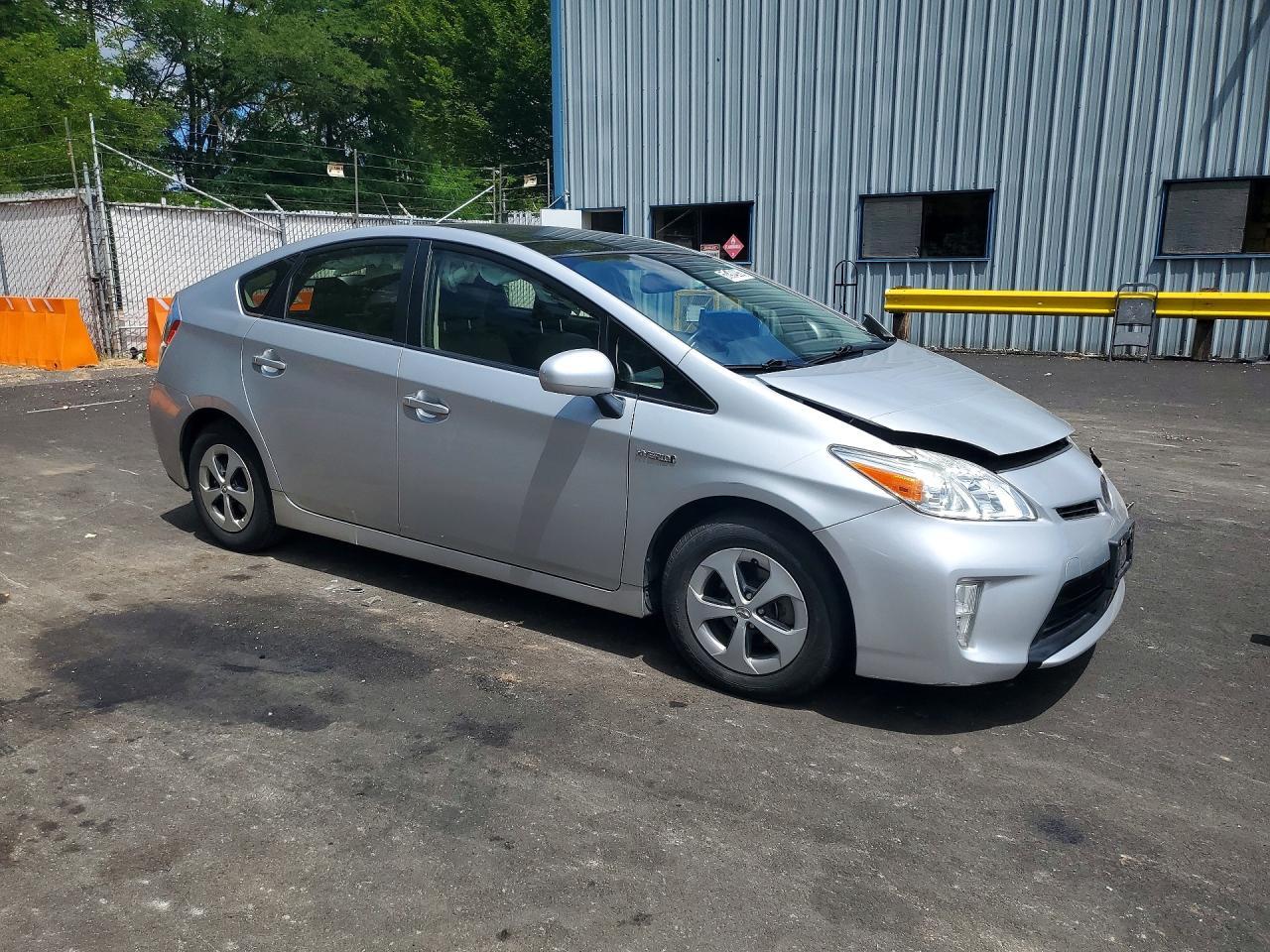 2013 TOYOTA PRIUS