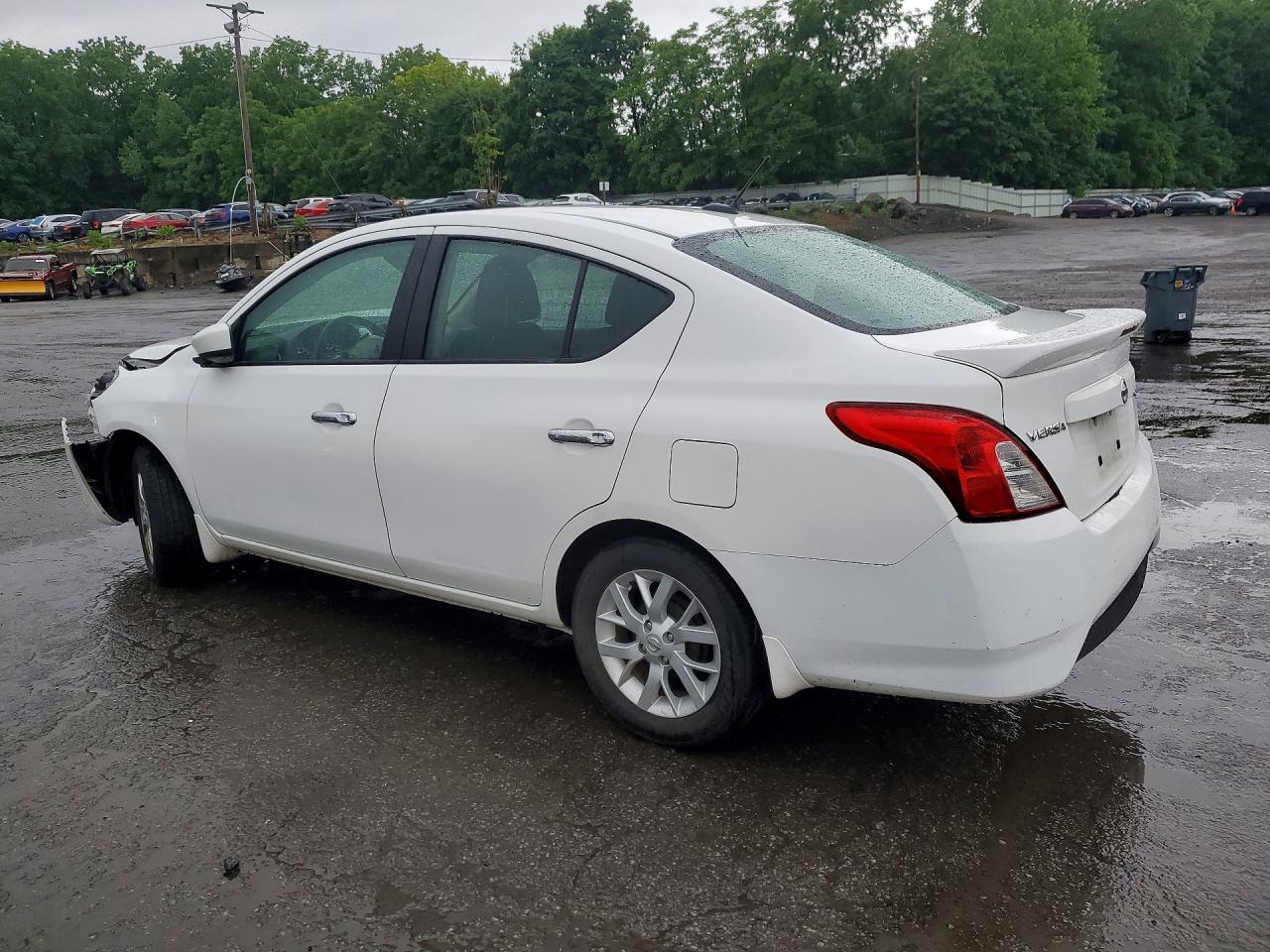 2018 NISSAN VERSA
