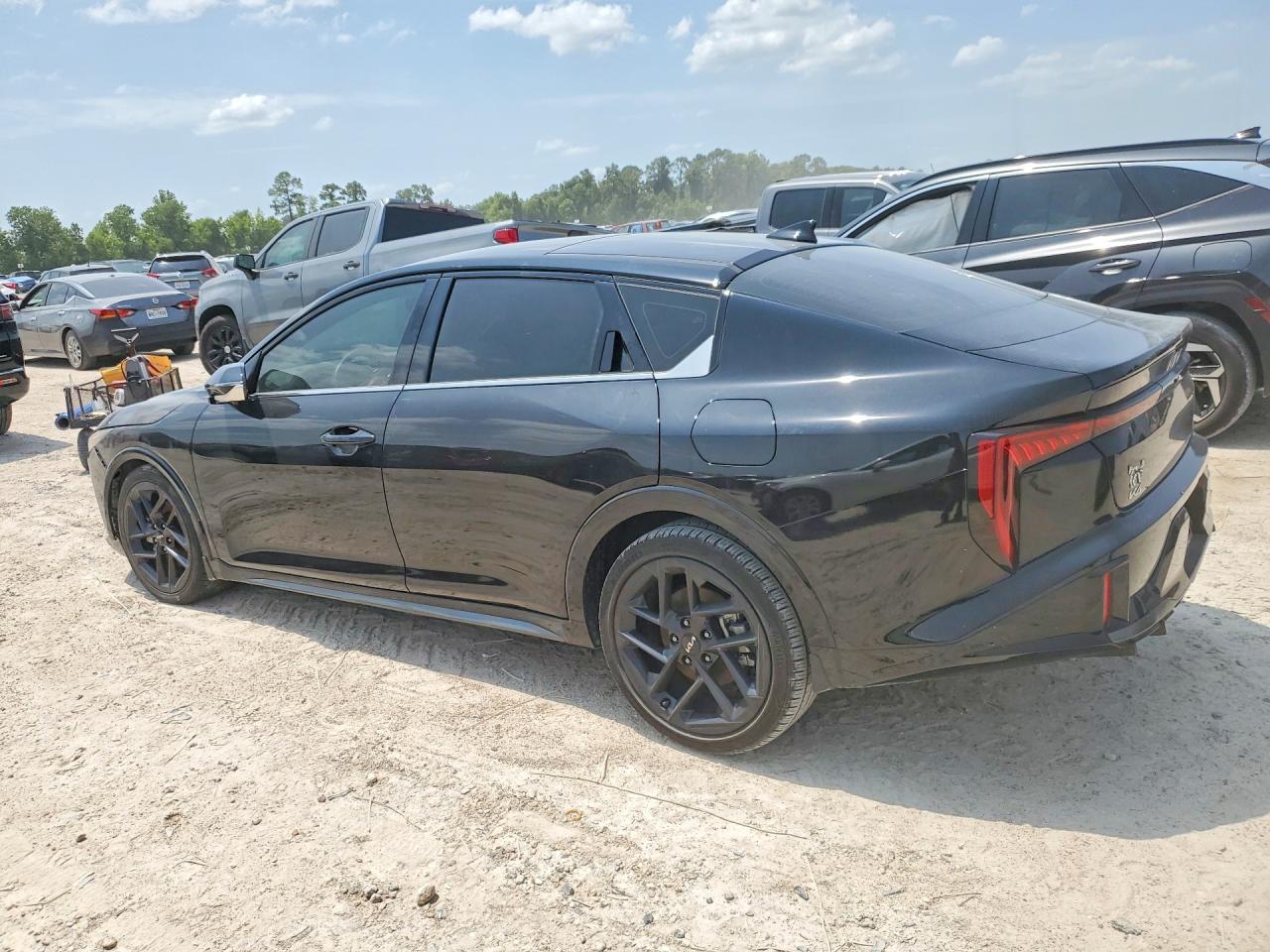 2025 KIA K4