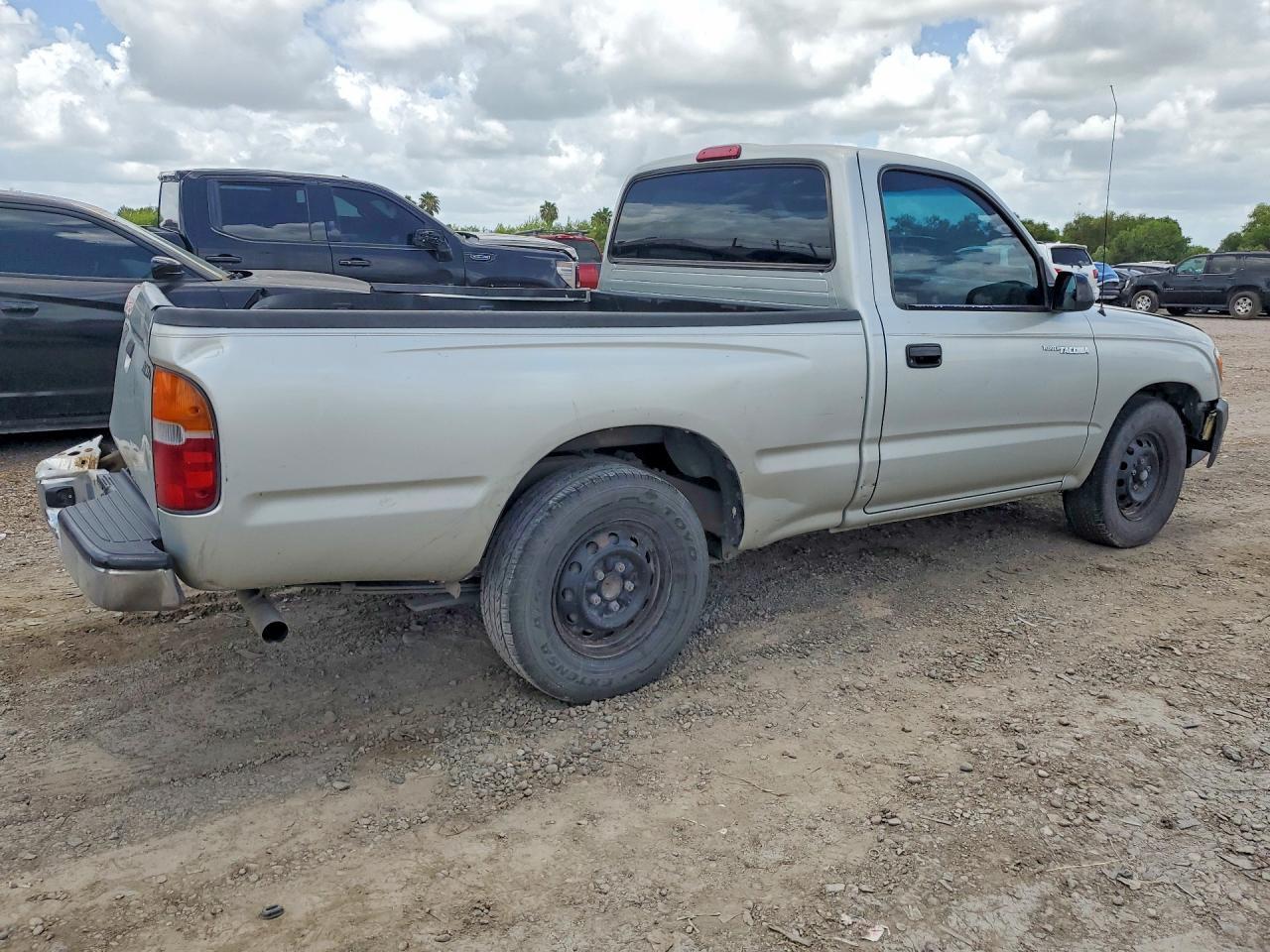 2000 TOYOTA TACOMA