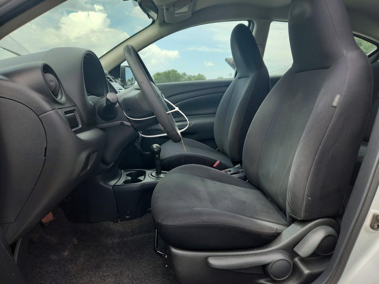 2013 NISSAN VERSA