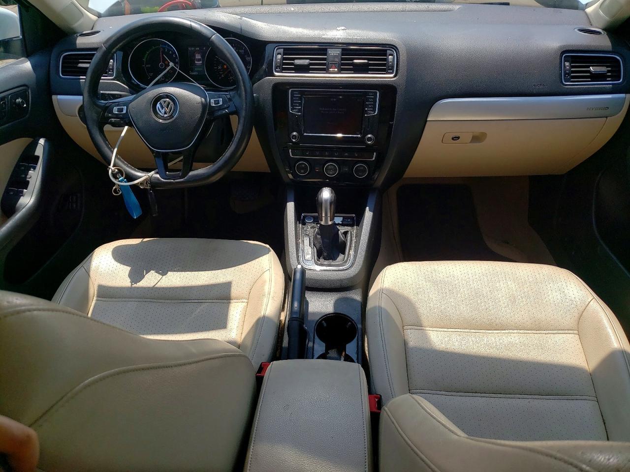 2016 VOLKSWAGEN JETTA
