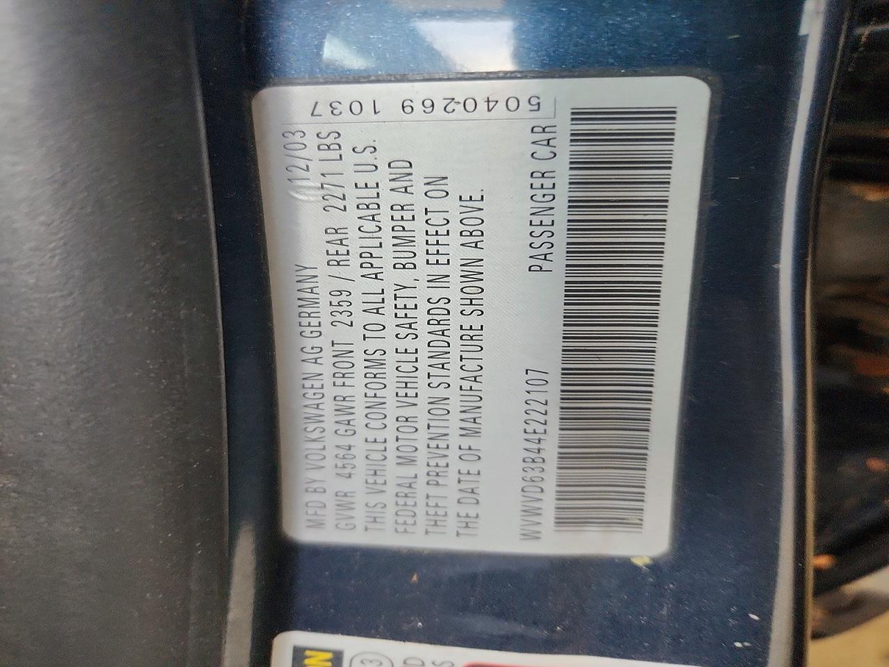 2004 VOLKSWAGEN Passat