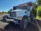 2004 MACK 700 Cv700