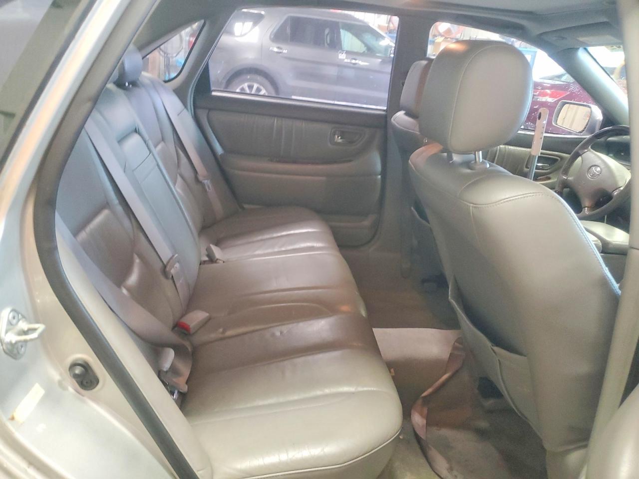 2003 TOYOTA Avalon
