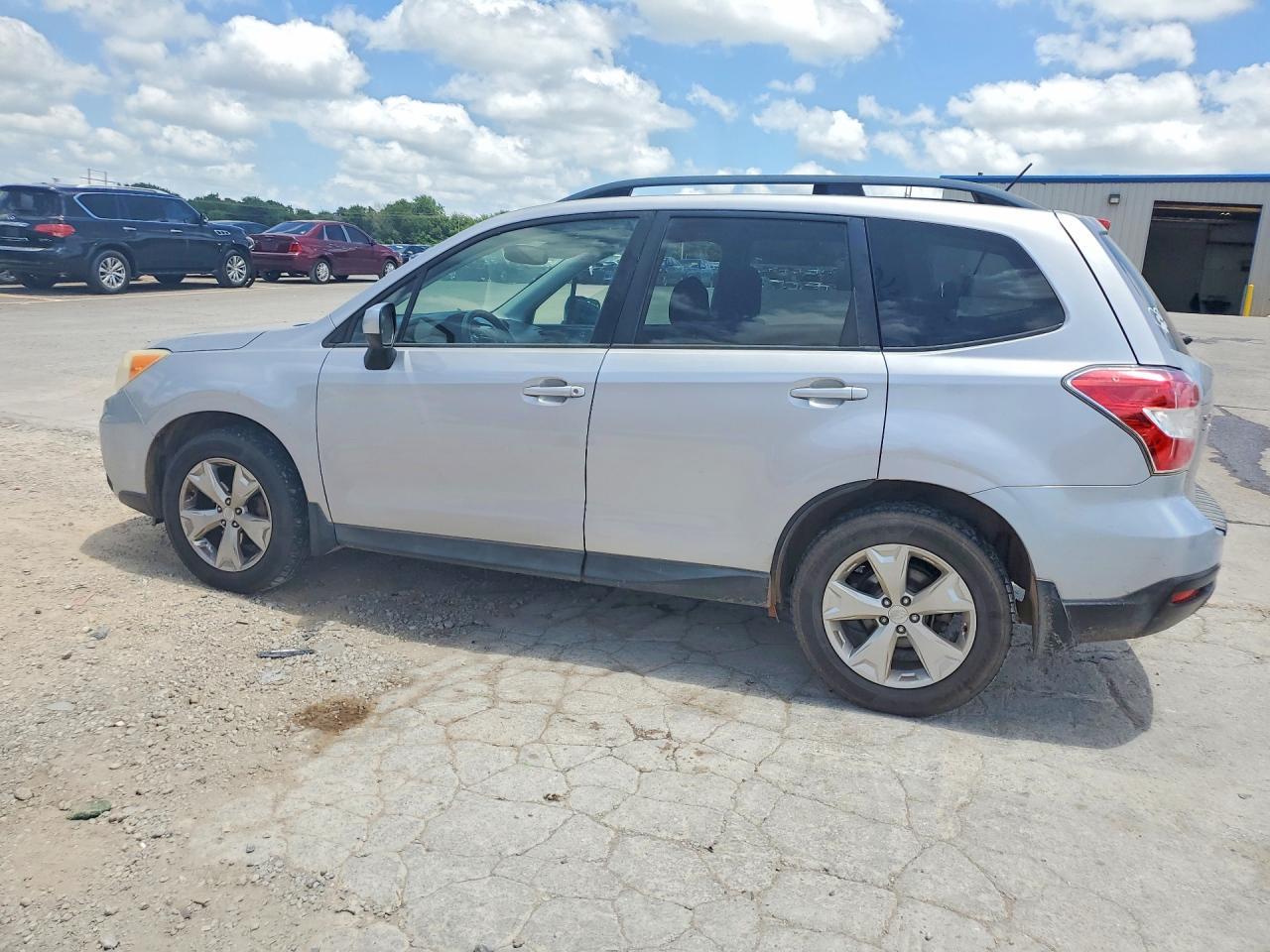 2015 SUBARU FORESTER