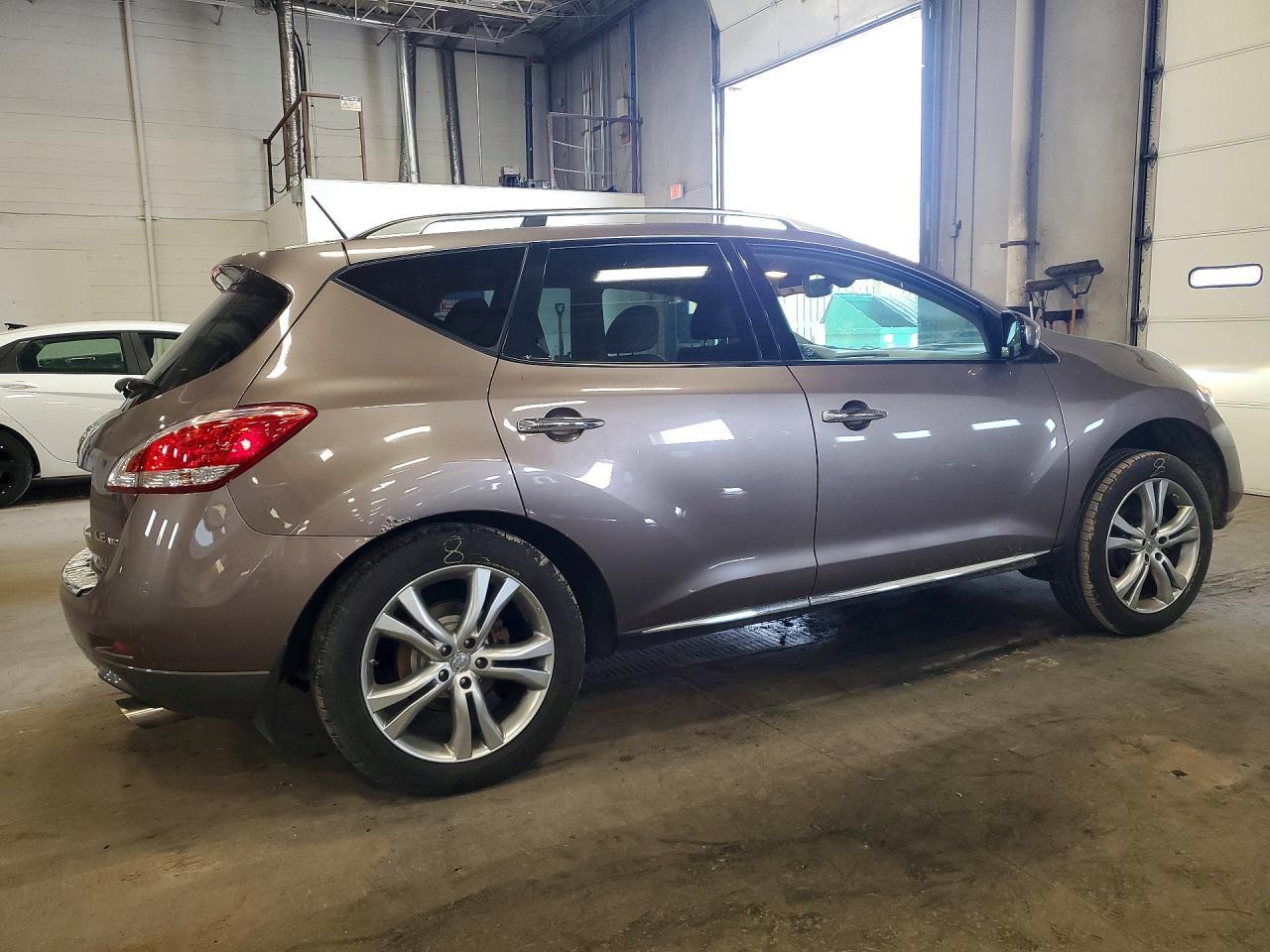 2011 NISSAN MURANO