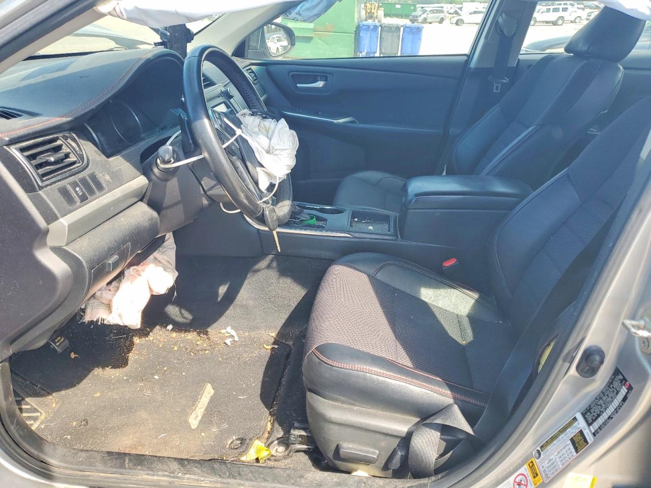 2016 TOYOTA CAMRY