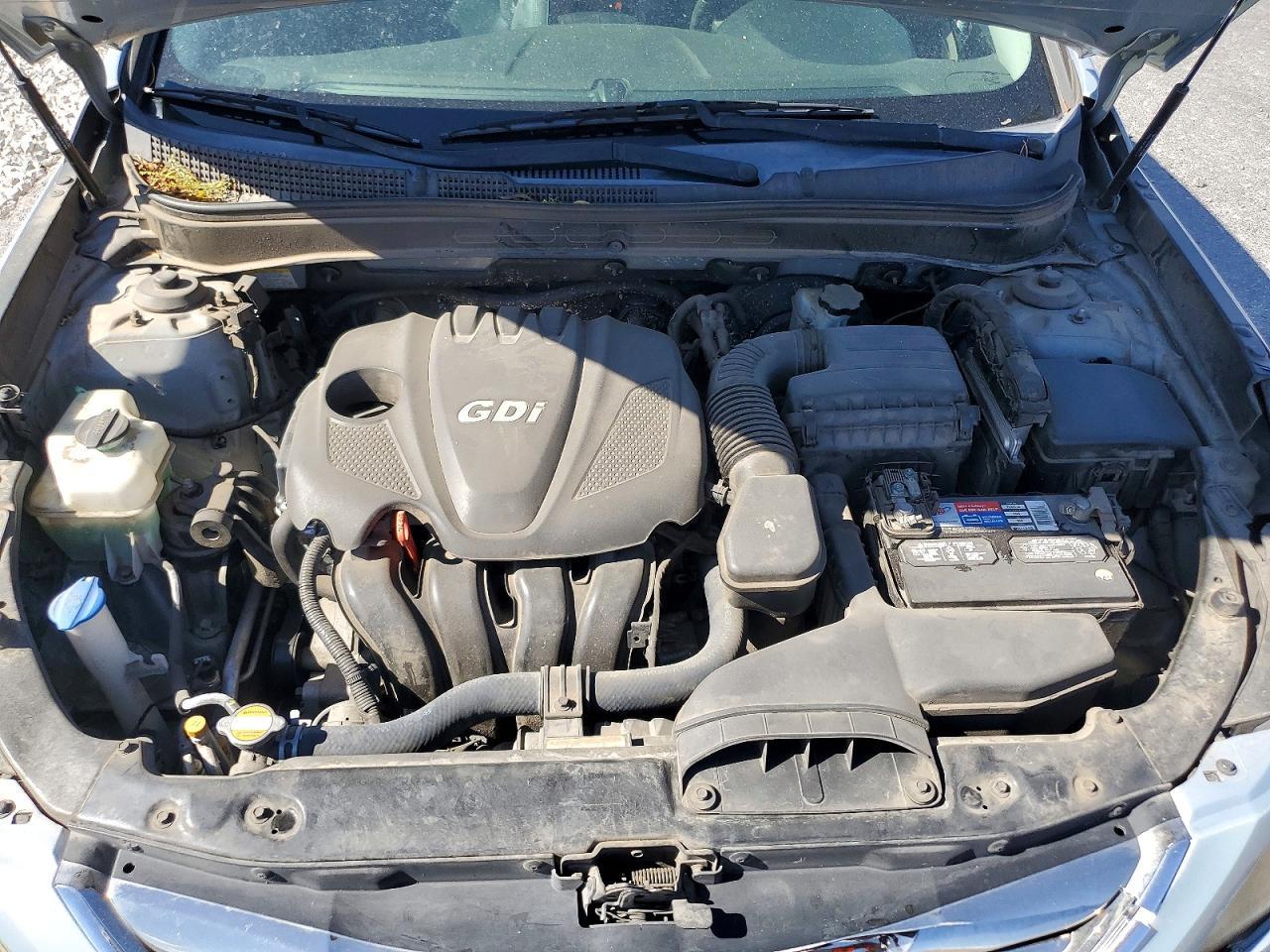 2011 HYUNDAI SONATA