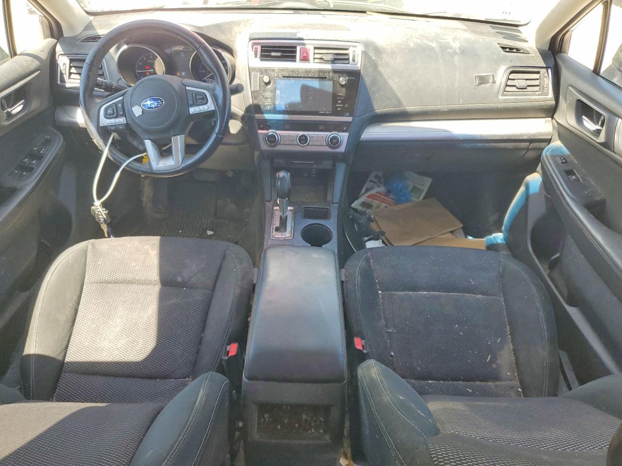 2017 SUBARU Outback