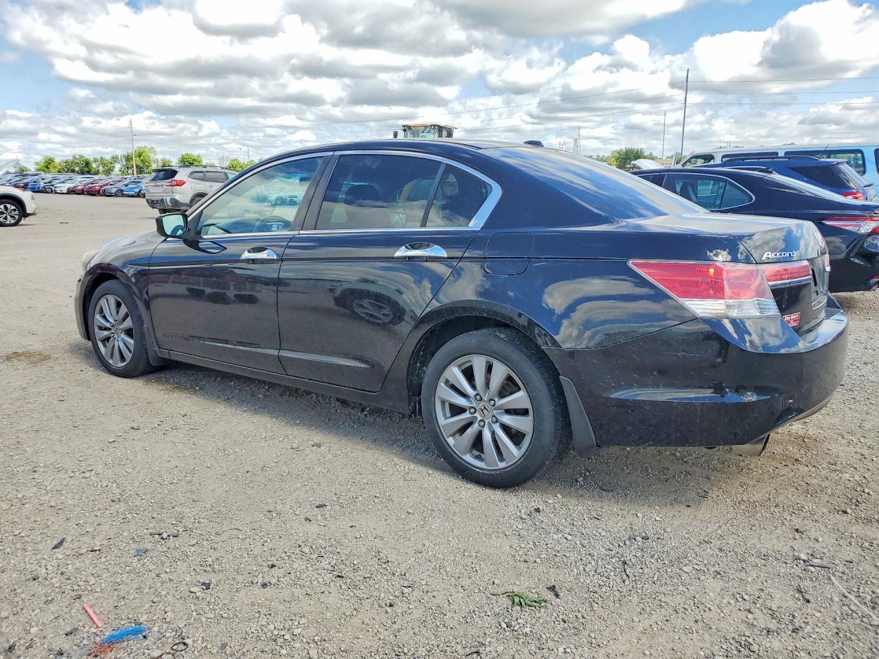 2011 HONDA ACCORD