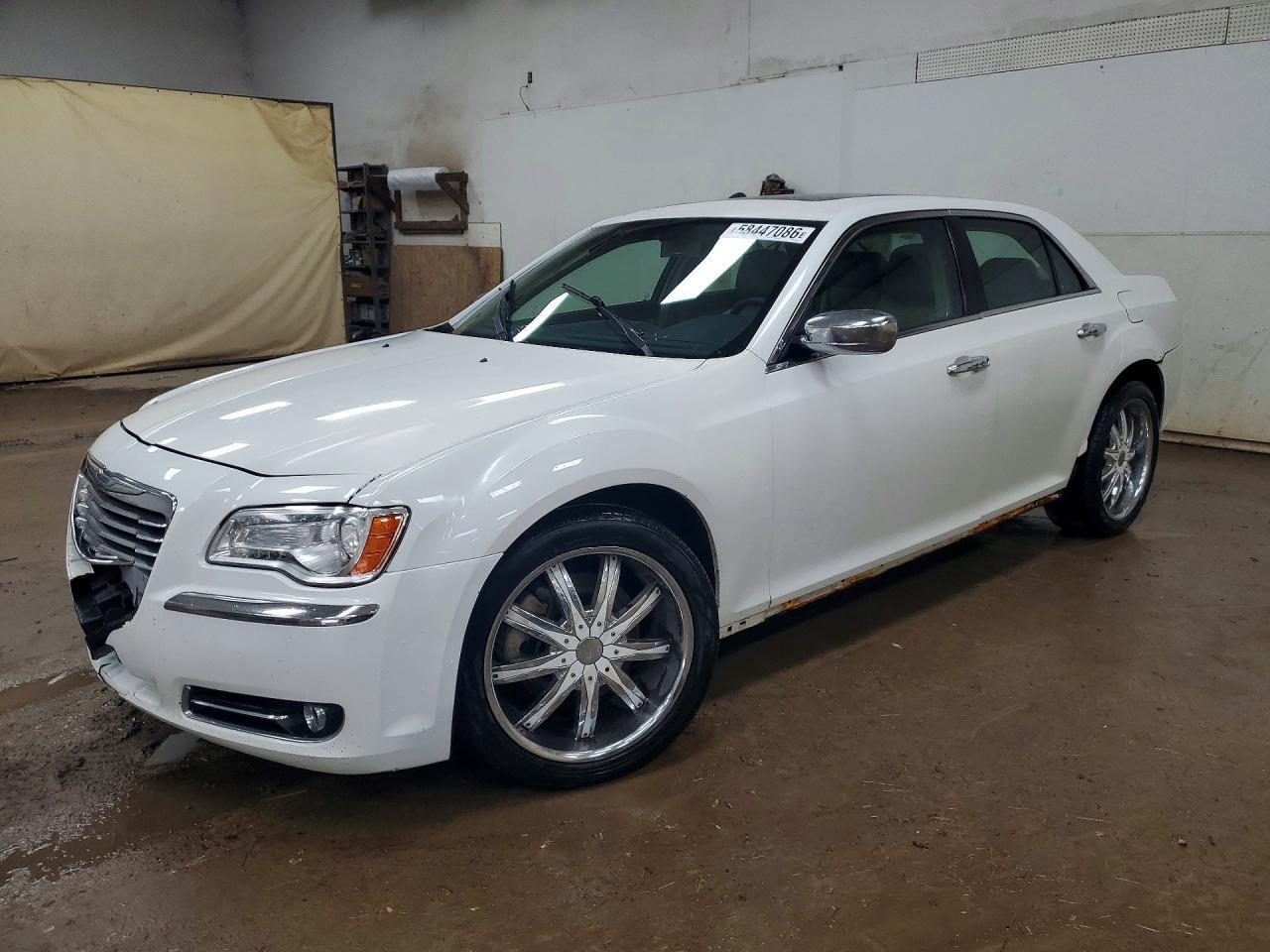 2013 CHRYSLER 300