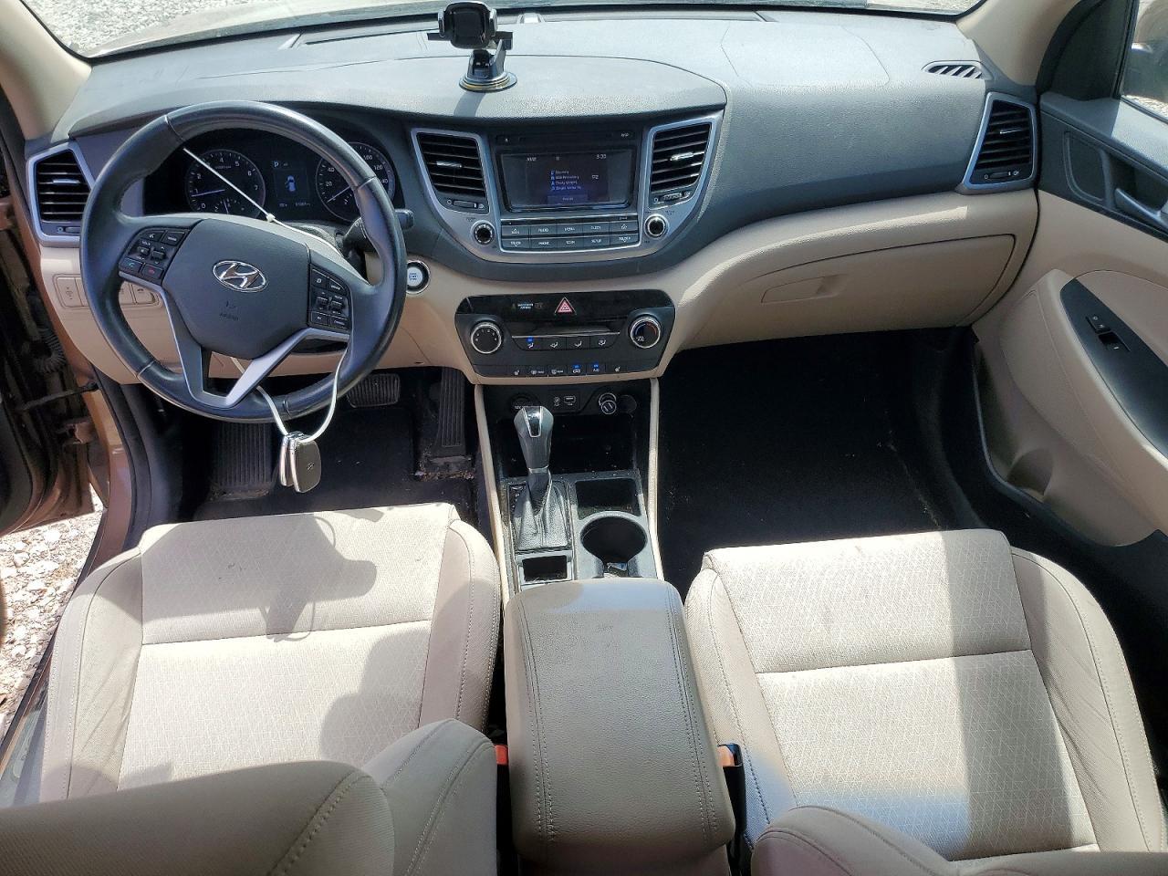 2016 HYUNDAI TUCSON