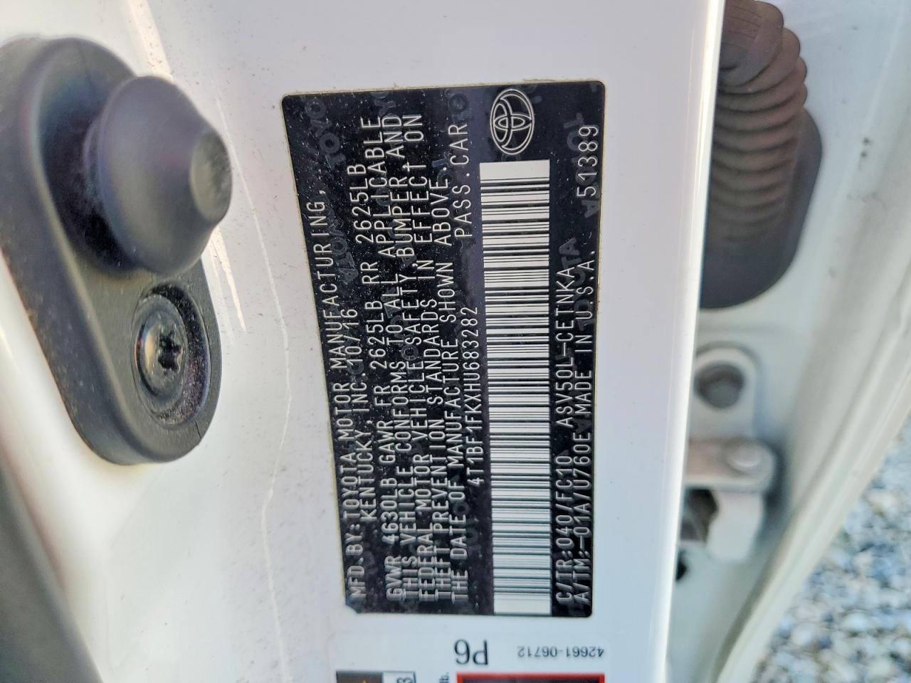2017 TOYOTA CAMRY