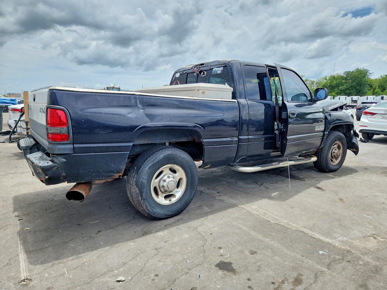 2001 DODGE Ram 2500