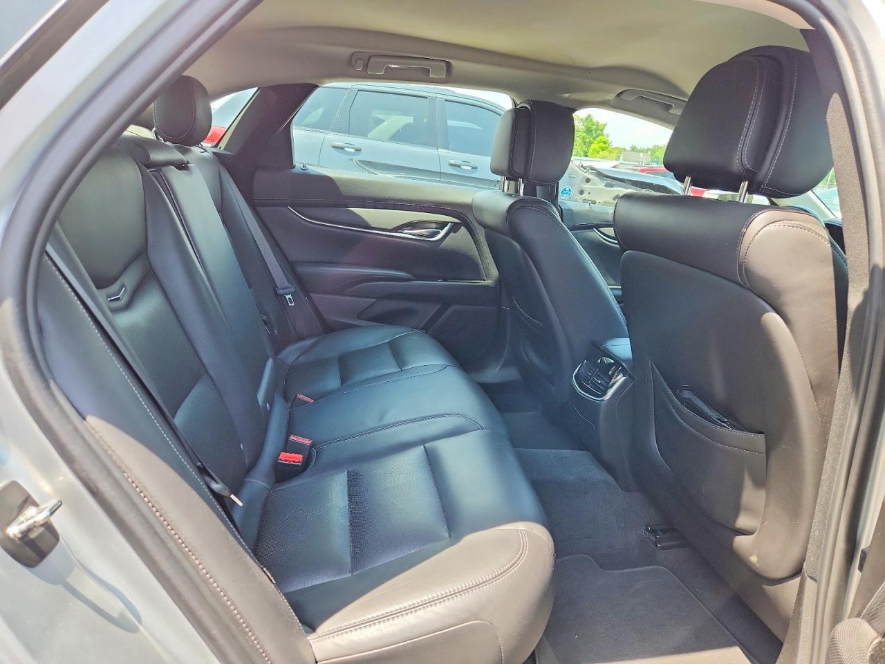 2014 CADILLAC XTS