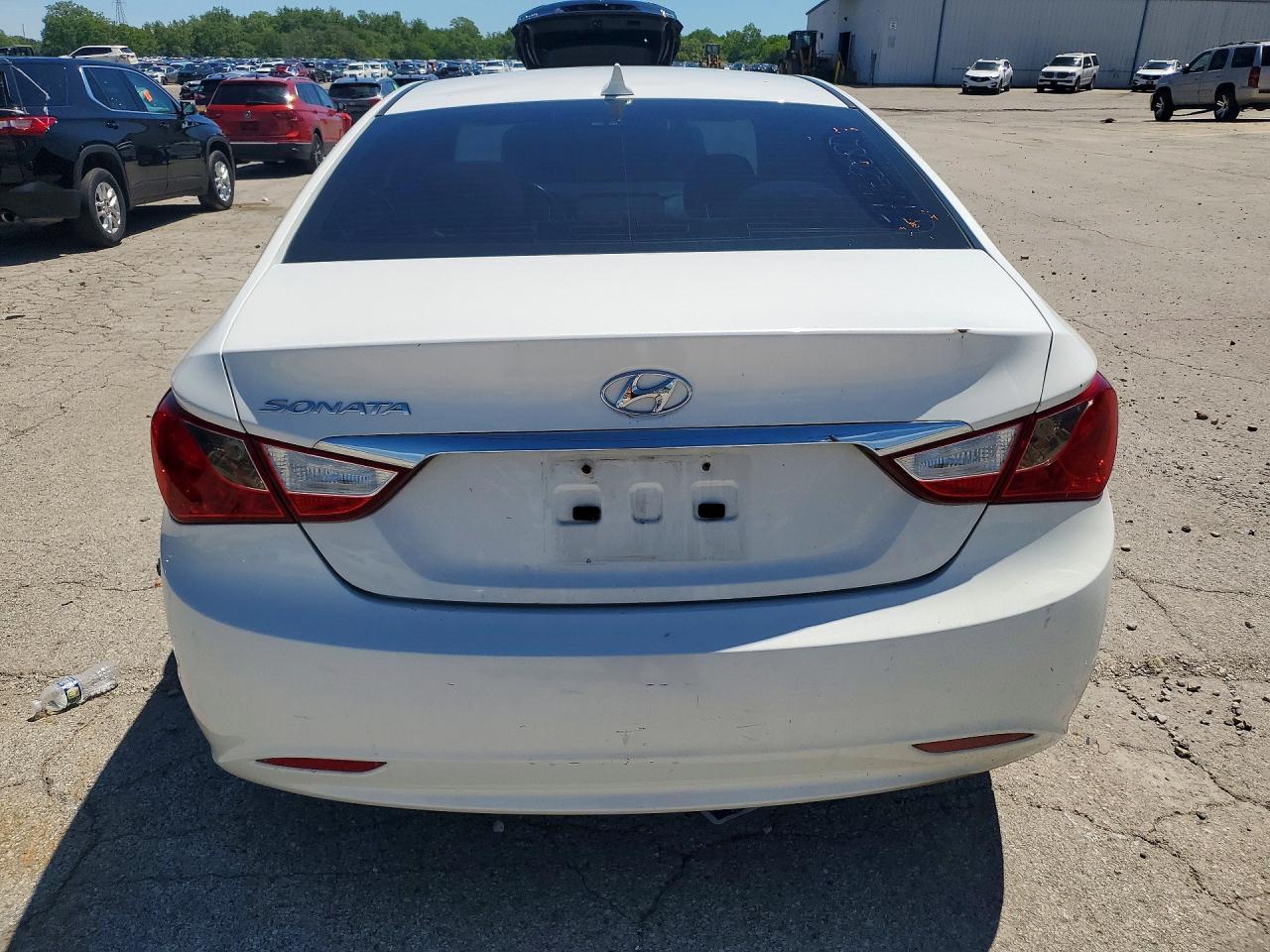 2011 HYUNDAI SONATA