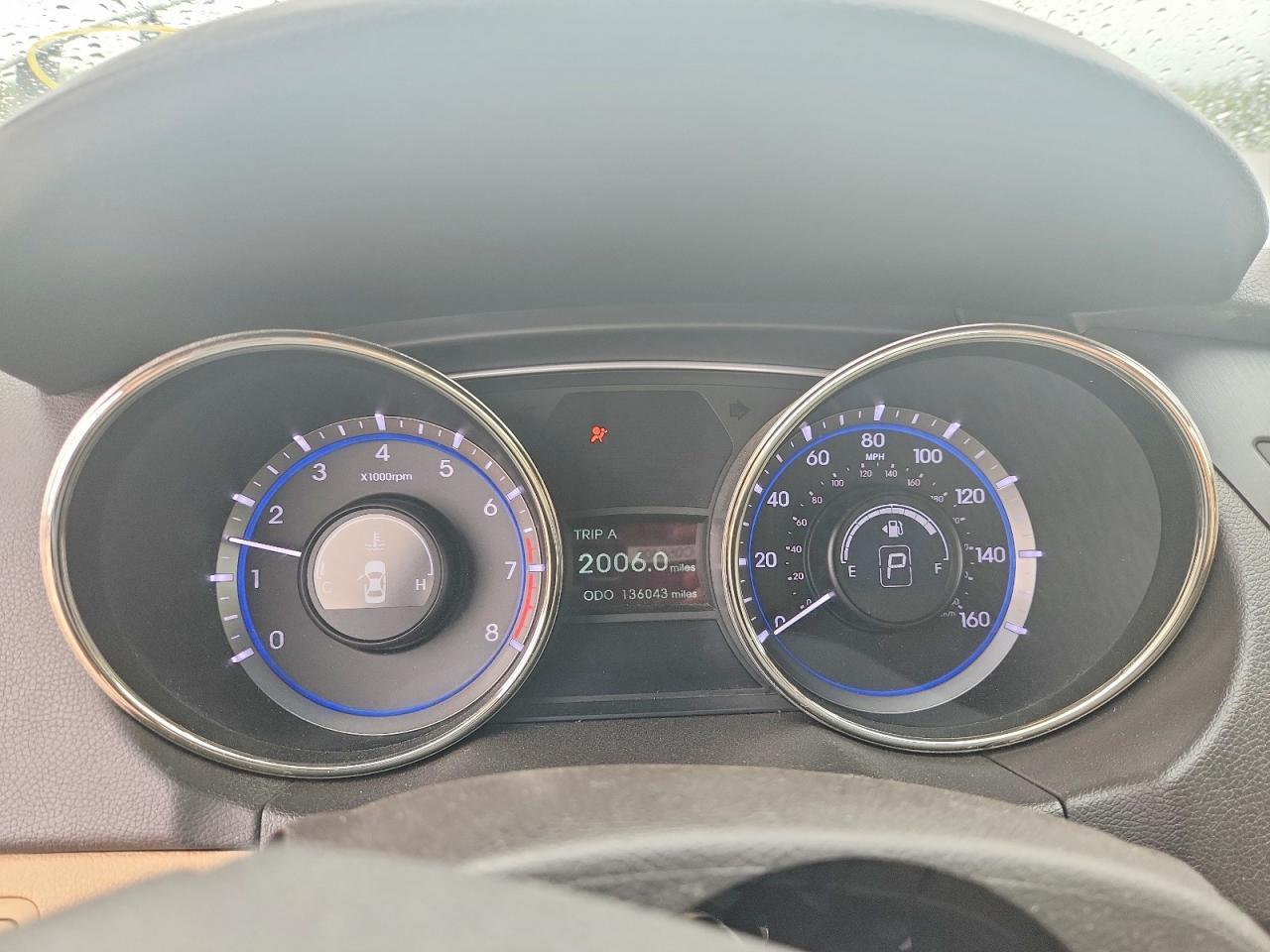 2011 HYUNDAI SONATA