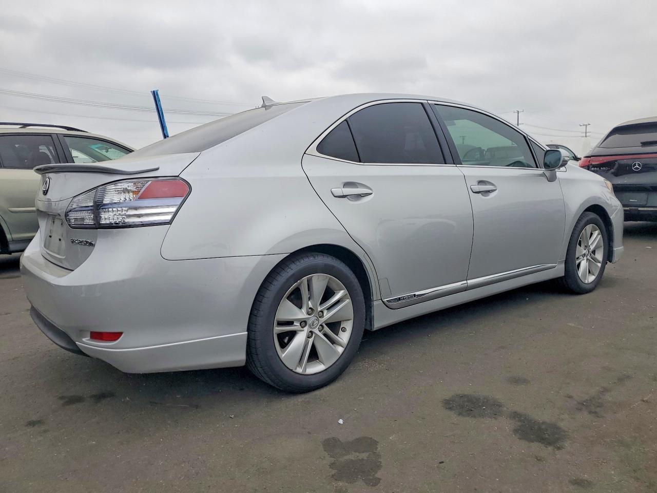 2011 LEXUS HS 250h