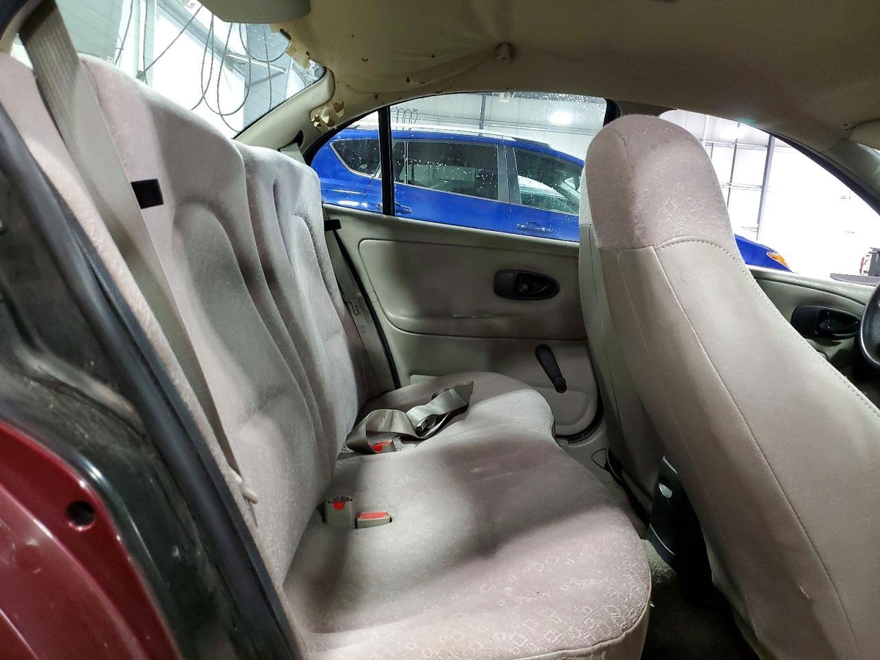 2002 SATURN Sl1