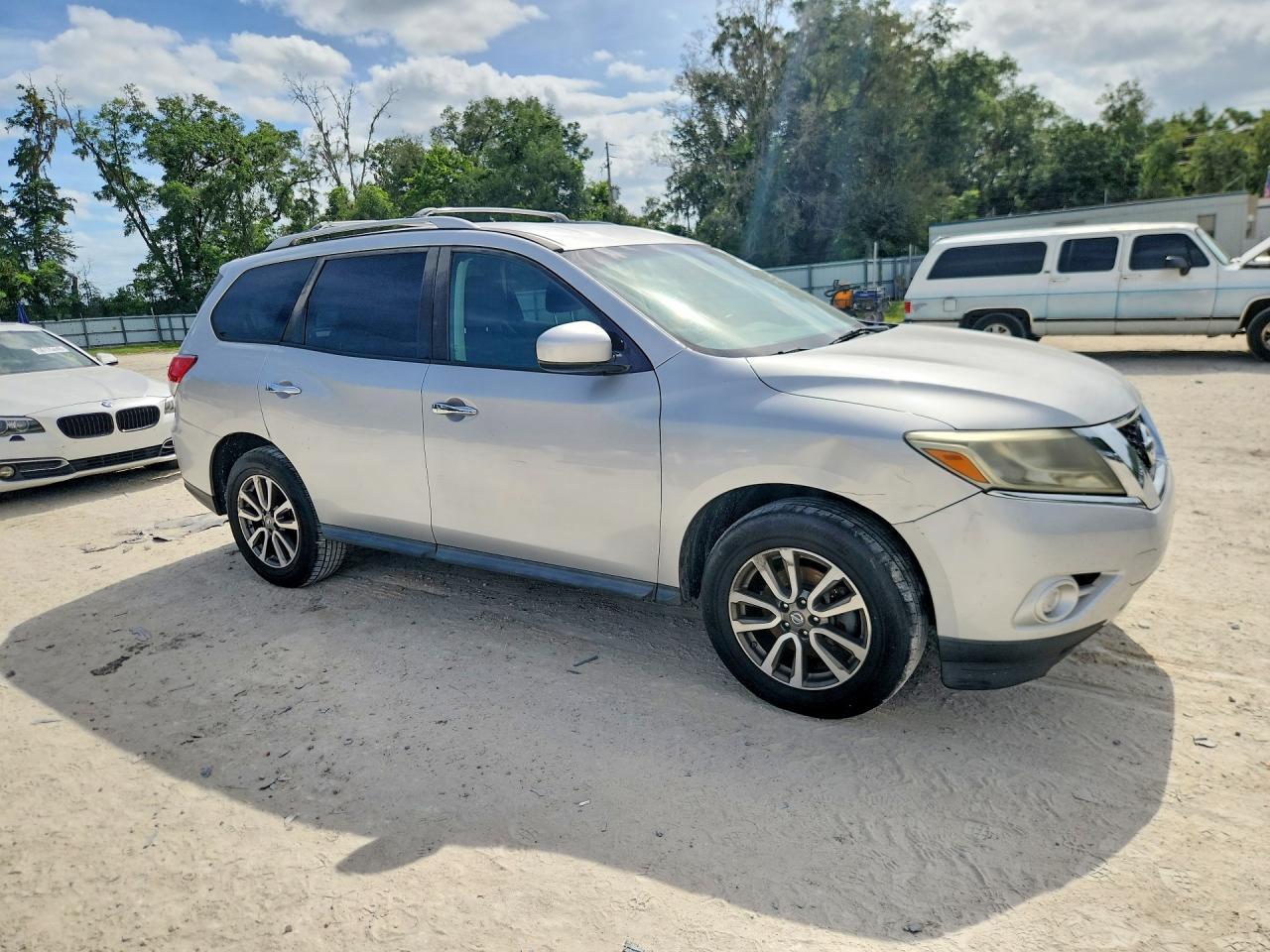 2013 NISSAN PATHFINDER