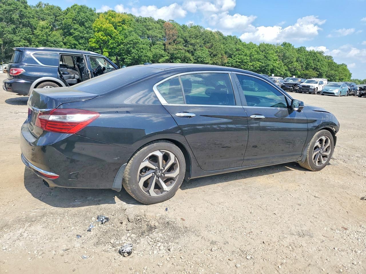 2016 HONDA ACCORD