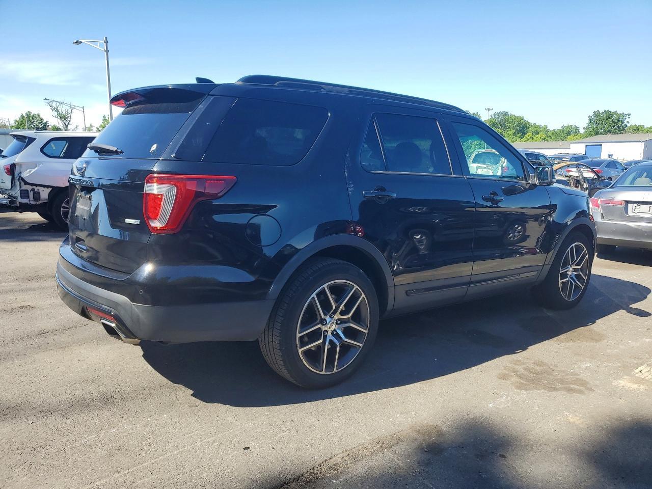 2017 FORD Explorer Sport Trac