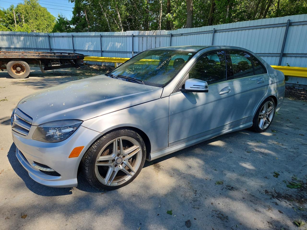 2011 MERCEDES-BENZ C-CLASS