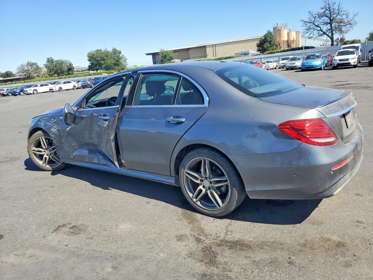 2017 MERCEDES-BENZ E-Class