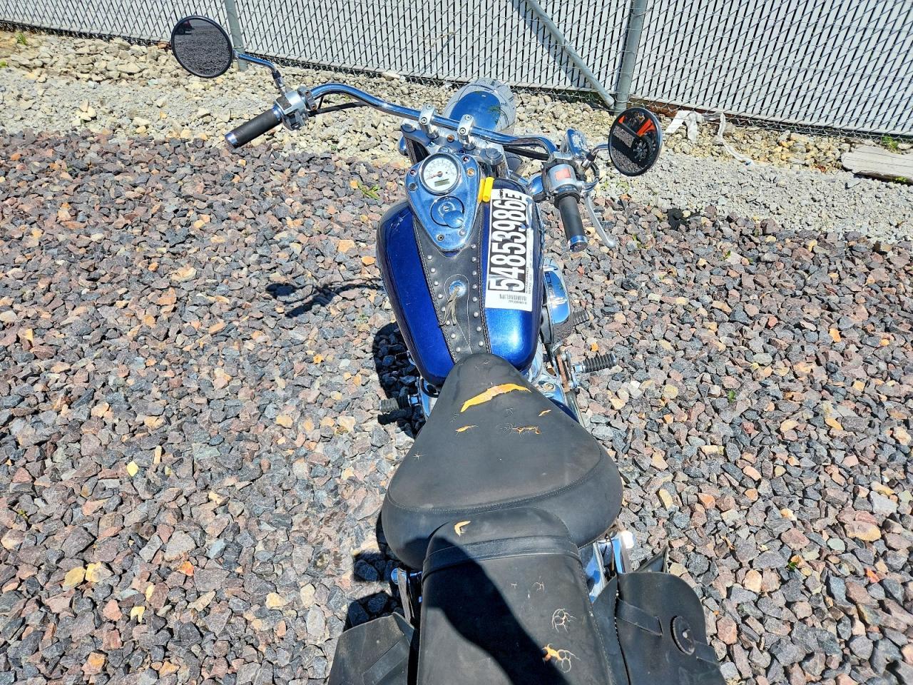 2002 HONDA Vt750