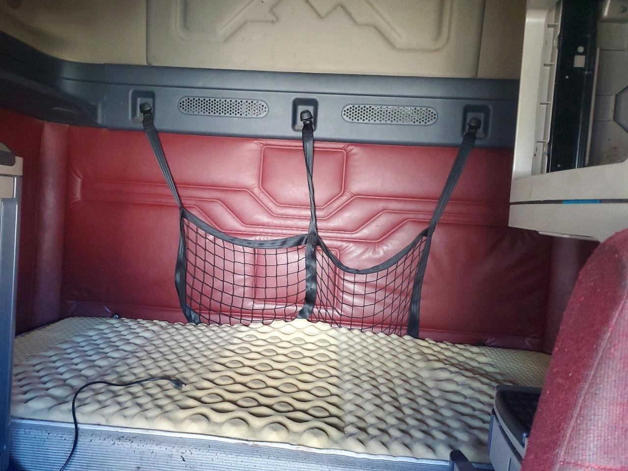 2019 FREIGHTLINER CASCADIA
