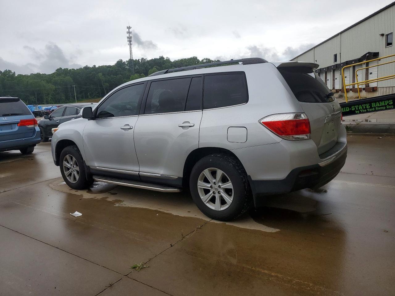 2013 TOYOTA HIGHLANDER